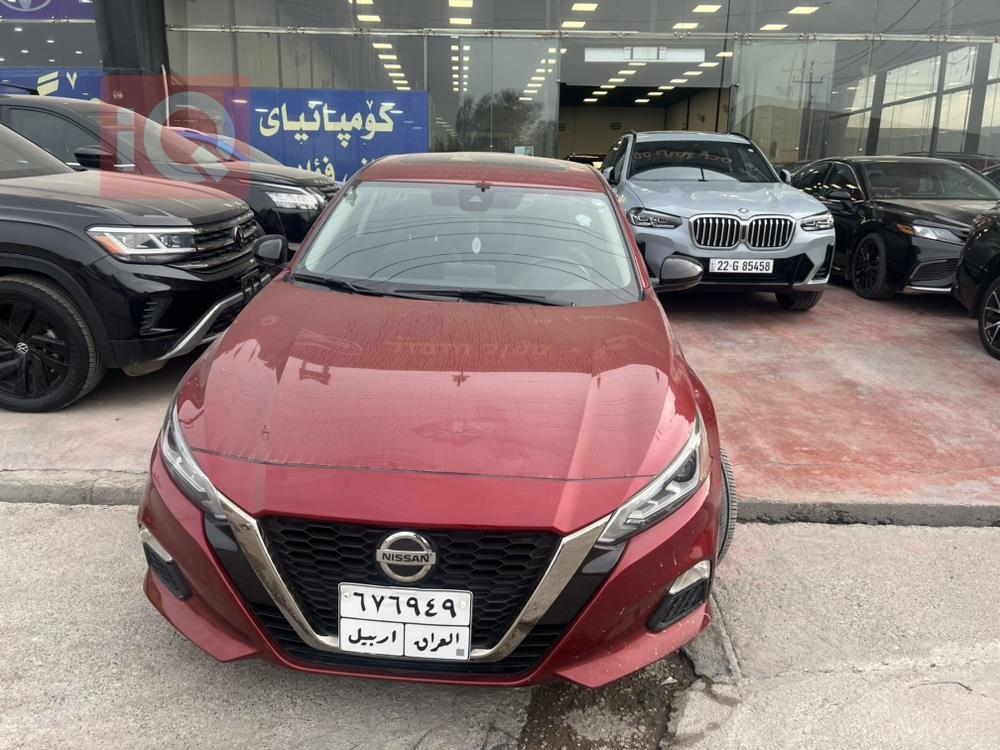 نیسان ئەلتیما